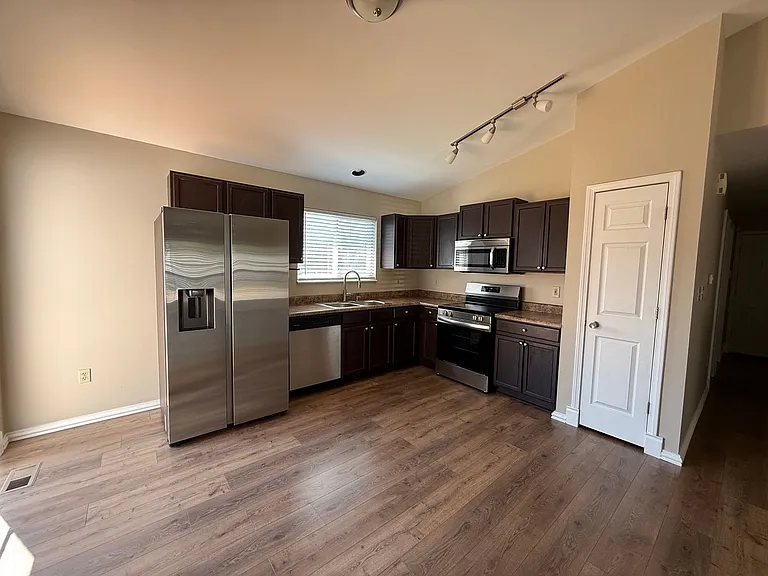2158 San Simeon Dr — Photo 4
