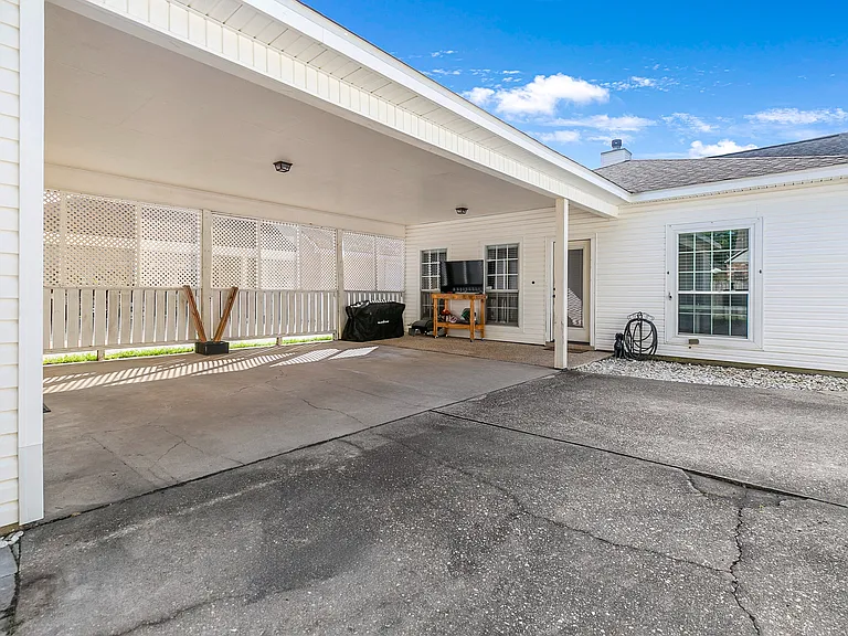 1463 Patrick Dr — Photo 15