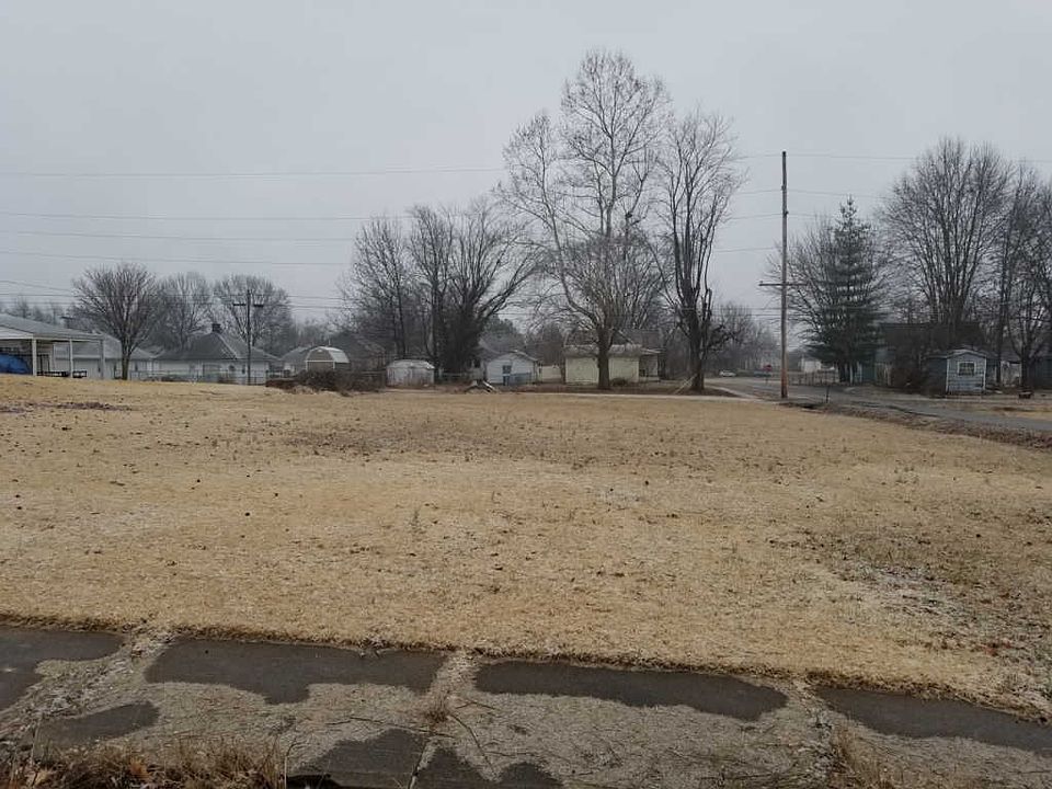 1st image of 1101 Barham Ave
