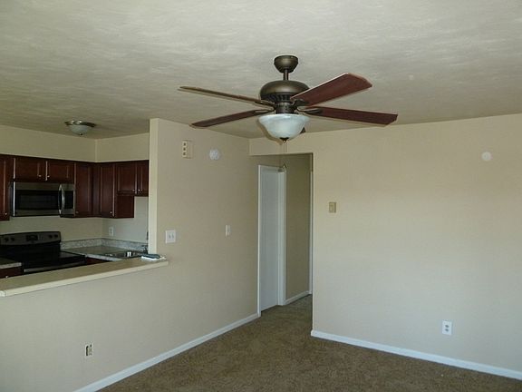 3rd image of 110 W 26th St APT C
