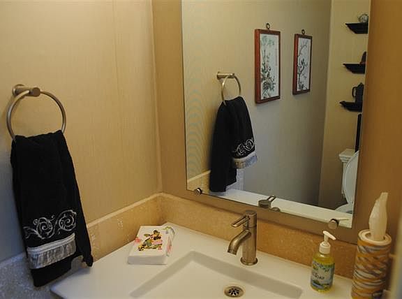 Powder room