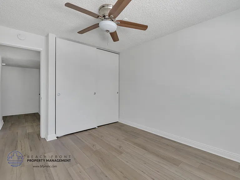 740 W 24th St. — Photo 36