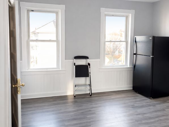 15 Hazard St FLOOR 3