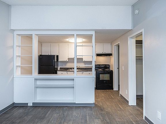 Open Kitchen
