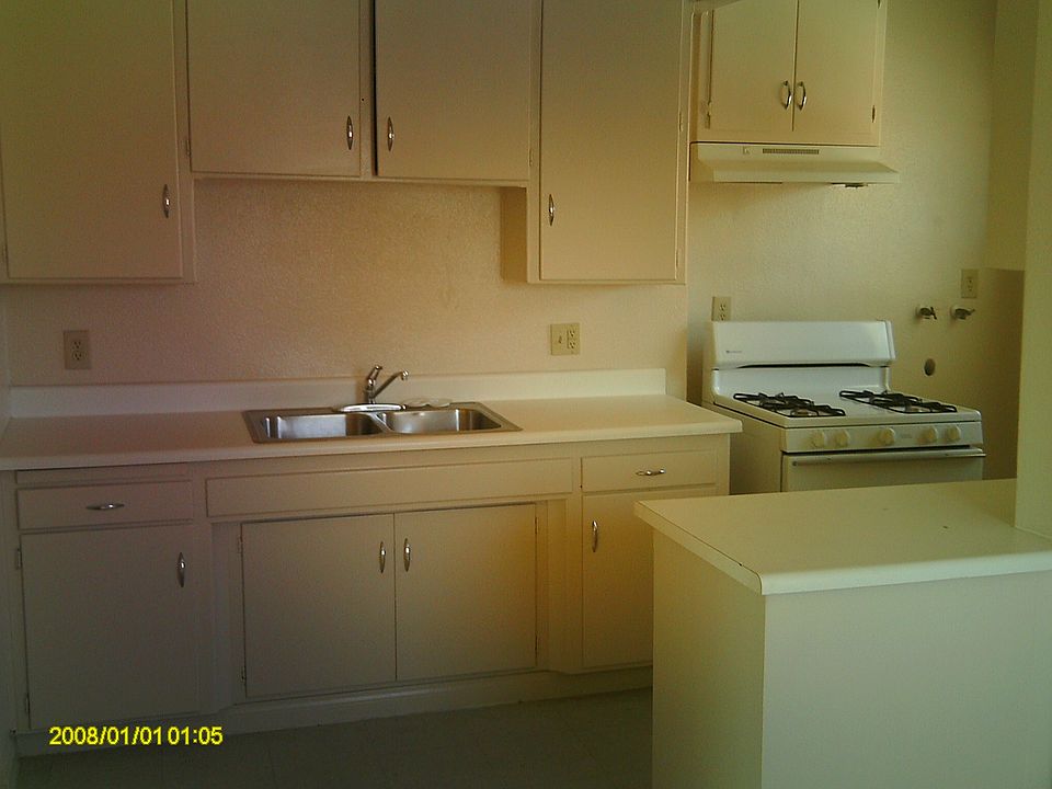 2nd image of 401 Cisco St