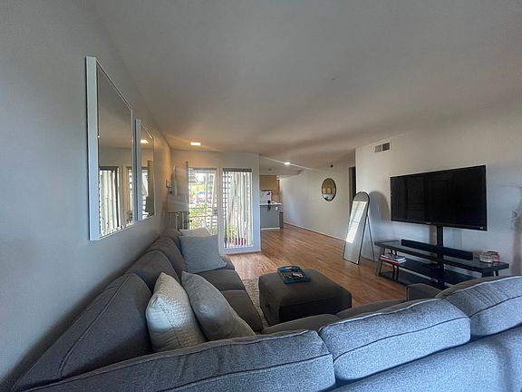 example of the livingroom furnished (furniture is not included)