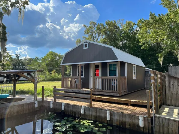 24718 Fox Rd, Astor, FL 32102