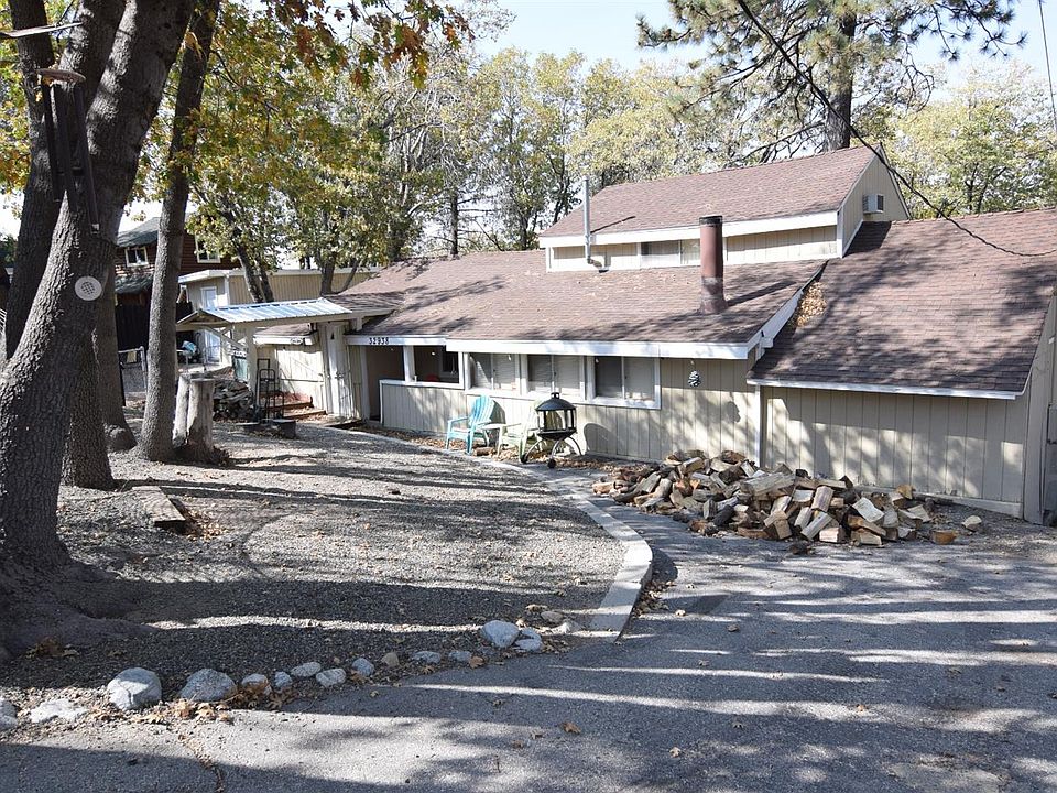 1st image of 32938 Spruce Dr