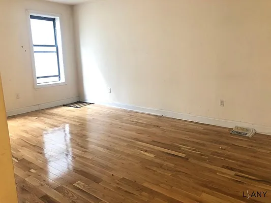 Rented by LandSeair Real Estate Group | media 4