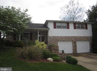 3011 Raylight Dr, York, PA 17402