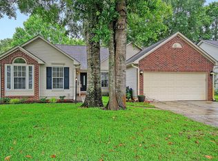 2023 Country Manor Dr, Mount Pleasant, SC 29466