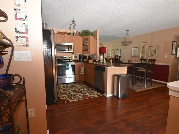 3rd image of 5714 Baywater Dr