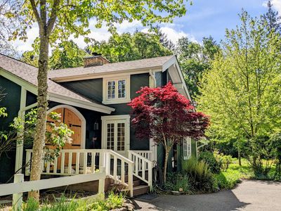 19875 SW Meadow View Dr, McMinnville, OR, 97128
