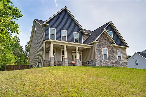 90 Countryside Dr Photo 1