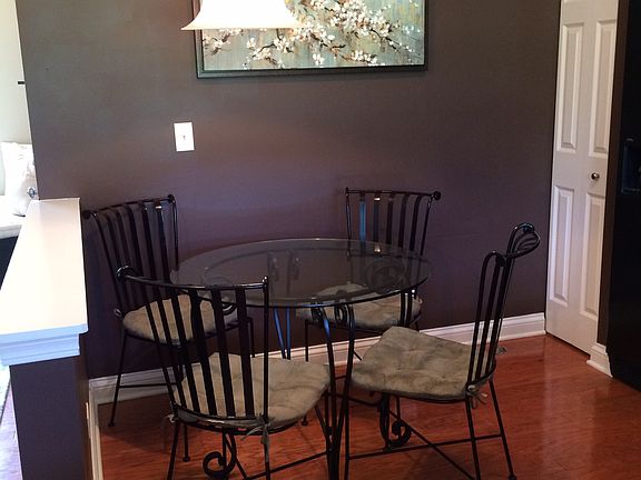 4th image of 2216 Flagstone Ln