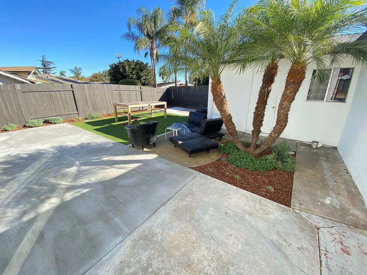 4BD/2BA with Parking! — Photo 3