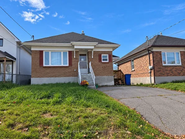 421 Worthington St E, North Bay, ON P1B 1H4