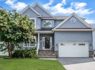 624 Delaware Ave, Point Pleasant Beach, NJ 08742