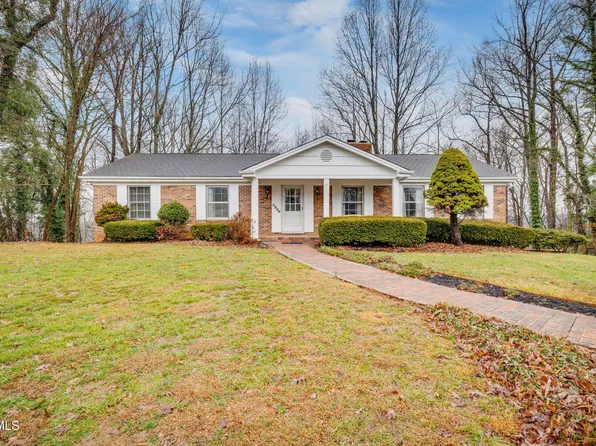 1806 Brentwood Dr, Greeneville, TN 37743