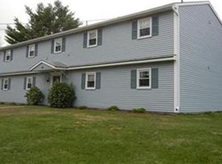 119 Stafford St APT 60, Charlton, MA 01507