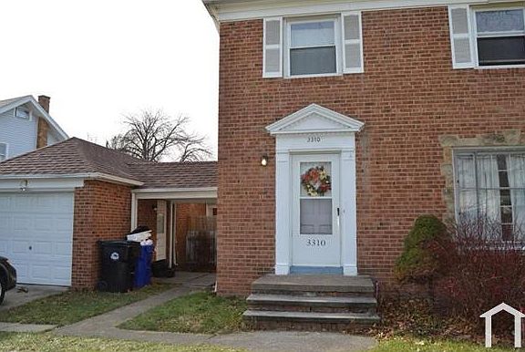2nd image of 3310 W 131st St