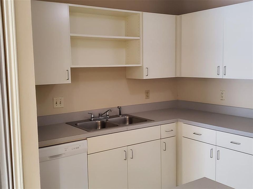 1st image of 3803 Farlan Ln