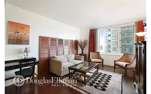 Sold by Douglas Elliman | media 17