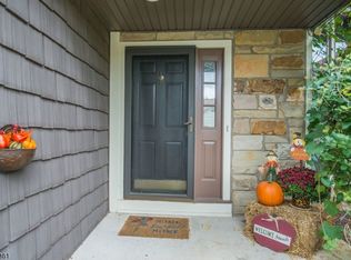 210A Goldfinch Ct, Hackettstown, NJ 07840