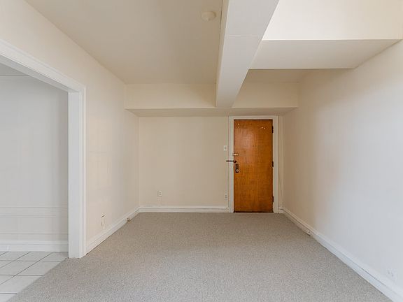 2nd image of 1229 W Chase Ave #2