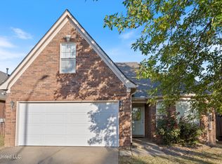 9036 Savannah Ridge Dr, Olive Branch, MS 38654