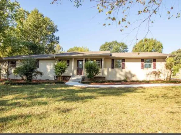 304 N Polk St, Cabot, AR 72023