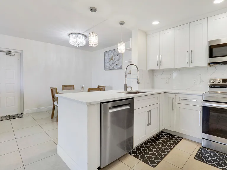 3630 Alder Dr #E2 — Photo 17
