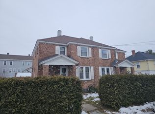 4 Six Dalton St, Wilbraham, MA 01095