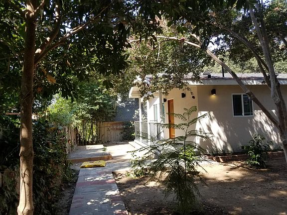 2nd image of 2747 1/2 Visscher Pl