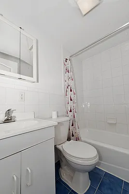 Rented by J Misrahi Realty Corp | media 8