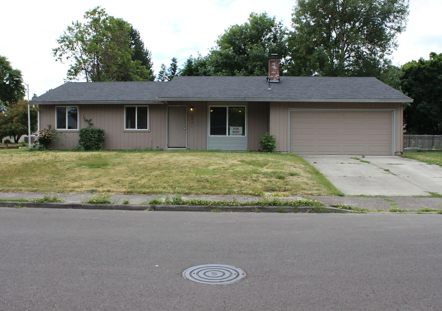 3 or 4 bedroom, 2 bath updated home in Hillsboro near Intel Jones Farm — Photo 1