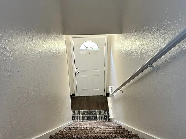 Fountain Park Apartments — Photo 47