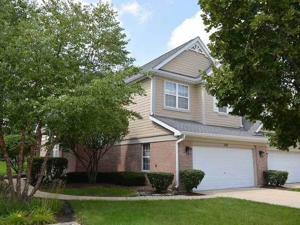208 Westminster Dr, Bloomingdale, IL 60108