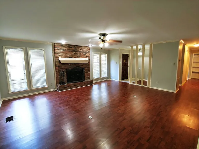 5 Hickory Ln — Photo 4