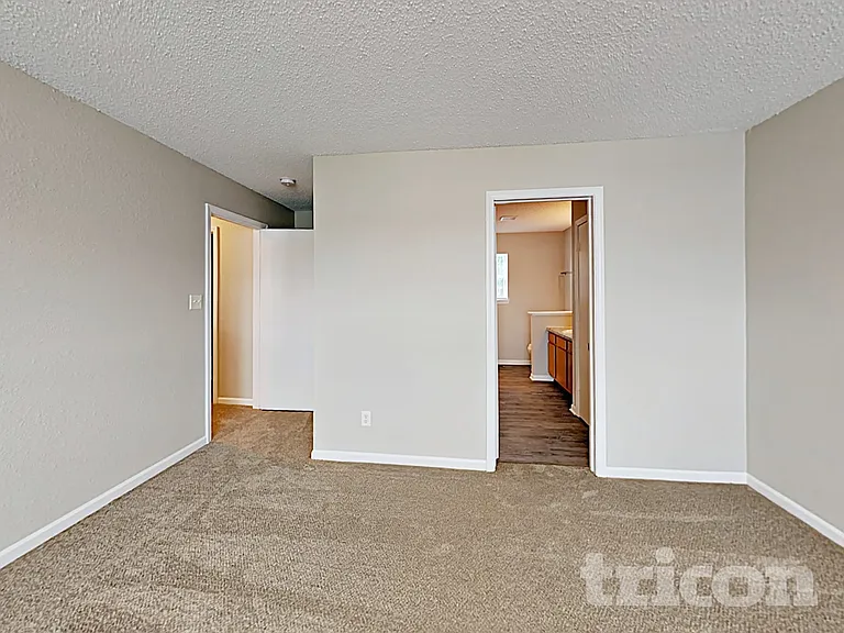 1460 Egret Ln — Photo 9