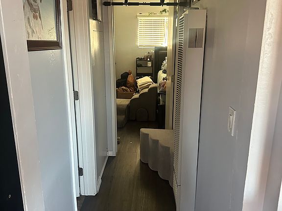 3rd image of 4282 Everts St #4282