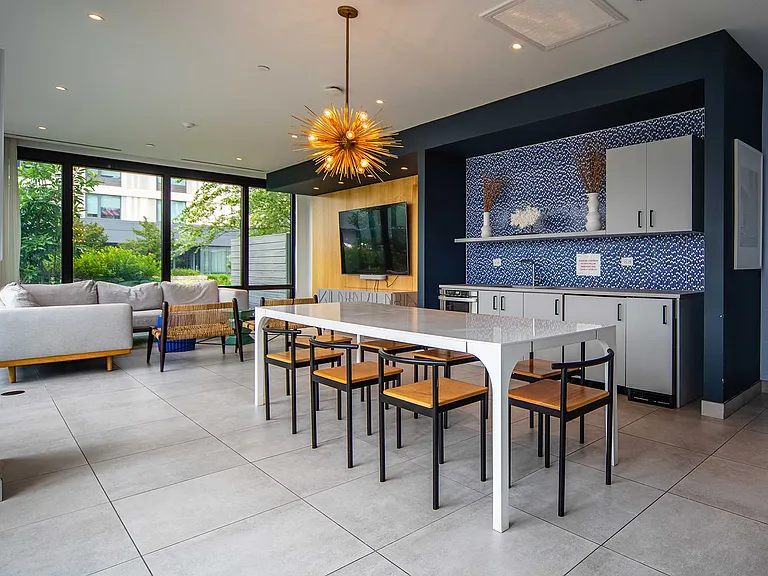 Broadridge — Photo 23