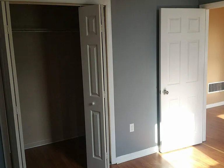 36 Pine St #2R — Photo 13