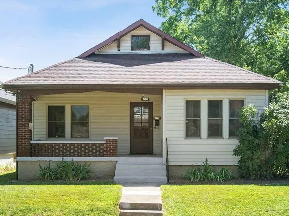 7416 Phoenix Ave, Cincinnati, OH 45231