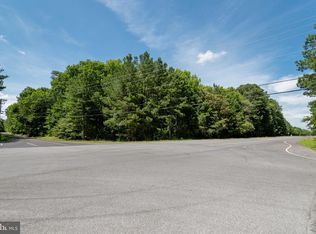 23963 Iris Dr, California, MD 20619