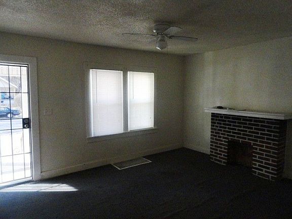 5th image of 4011 Indiana Ave