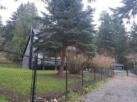 2nd image of 17902 Mulqueen Rd SE