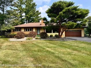 2100 N Waverly Rd, Lansing, MI 48906