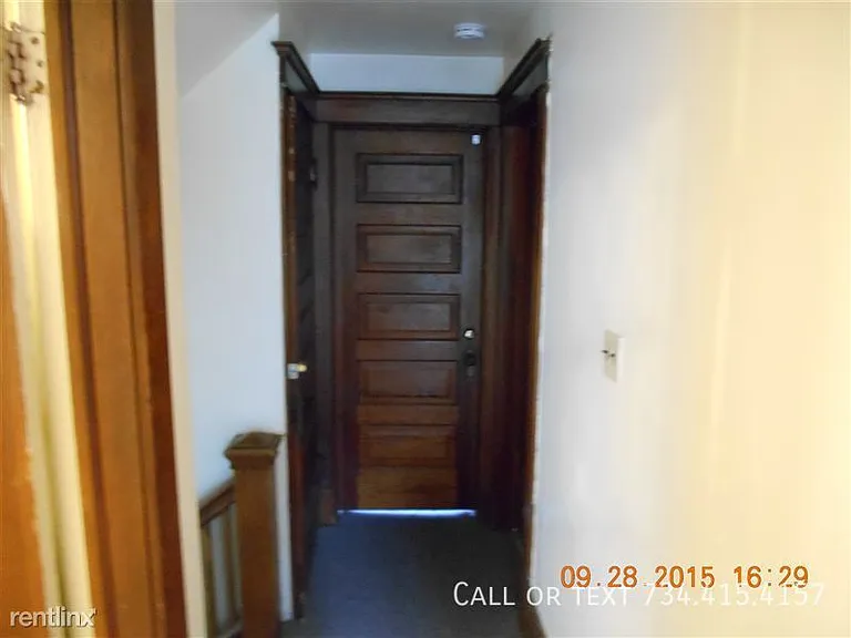 1002 Packard St — Photo 33