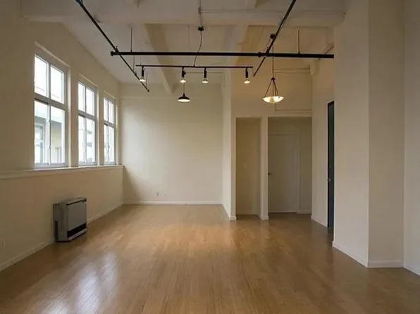 231 Norman Ave Ste 214, Brooklyn, NY 11222